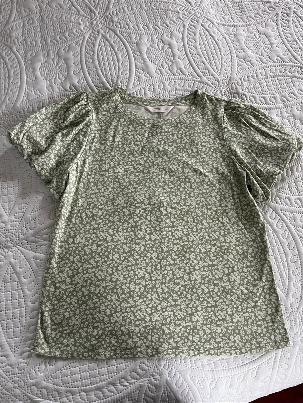 LC Lauren Conrad Mint Green Floral Puff-Sleeve Tee